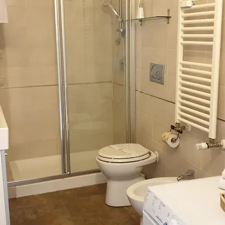 Apartament Michelangelo 81 *